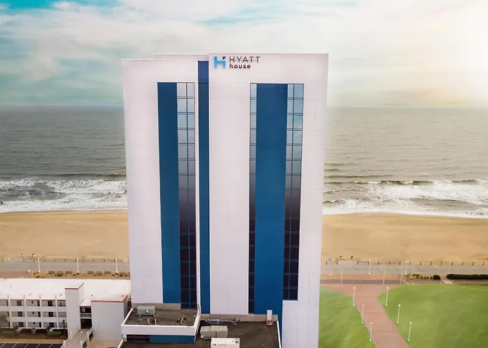 Hyatt House Virginia Beach / Oceanfront