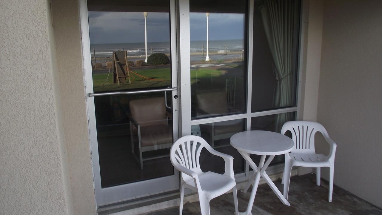 Hyatt House Virginia / Oceanfront